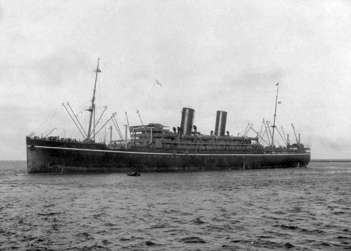 Passenger vessel "Comorin", built by Barclay, Curle & Co - Glasgow and launched on 31 October 1924.  The vessel was completed in April 1925 and began her inaugural voyage on 25 April 1925 from London to Sydney.
Base Port:  London
Tonnage:  15116 gross
