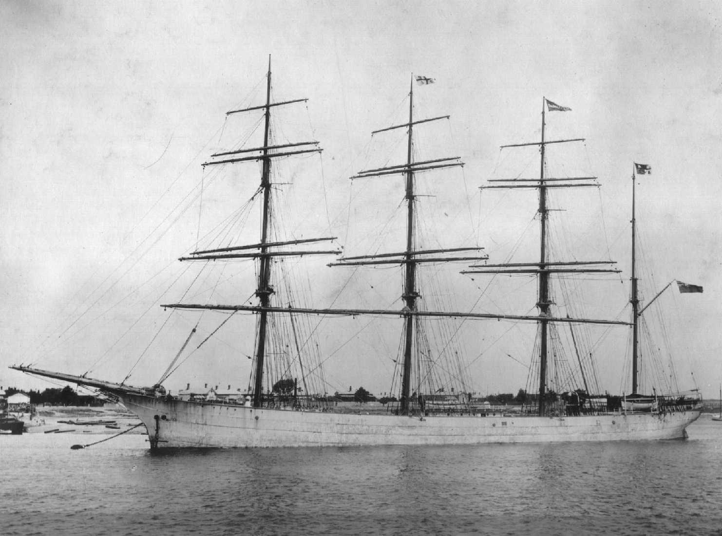 Steel 4 masted Barque, "Samaritan", buyilt in 1891 at Glasgow by R Duncan & Co for Mac Vicar, Marshall & Co.
Official Number:  97871
Dimensions:  length 282', breadth 42', draught 25'
Port Of Registry:  Liverpool