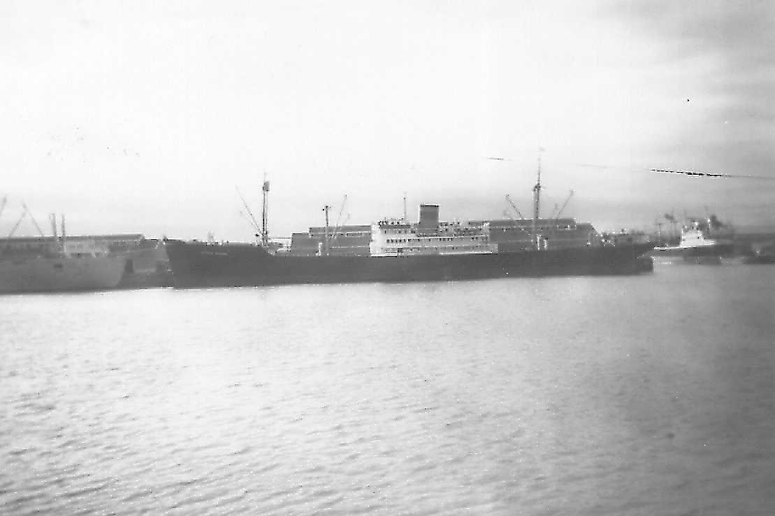 Refrigerated Cargo vessel "Golden Spring", ex "Orinoco", built in 1945 by Kolkums M'V - Mmo.  Owned by Guan Guan Shipping Ltd.
Tonnage:  7885 gross, 7333 net
Official Number:  307857
Dimensions:  length 445'0", breadth 57'1", draught 26'2.5"
Port Of R