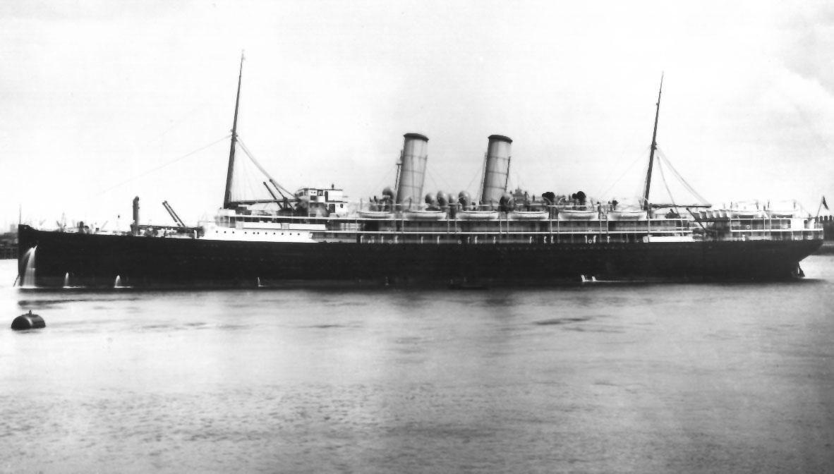 Passenger Liner "Osterley", launched on 26-1-1909 by Lady Jersey and completed in June 1909.  Built by London & Glasgow Shipbuilding Co, Govan, Scotland.  She took her inaugural voyage on 6 August 1909 from London to Brisbane.
Base Port:  London
Gross T