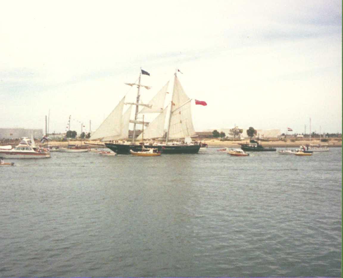 Arriving at Port Adelaide, 22/12/1987.