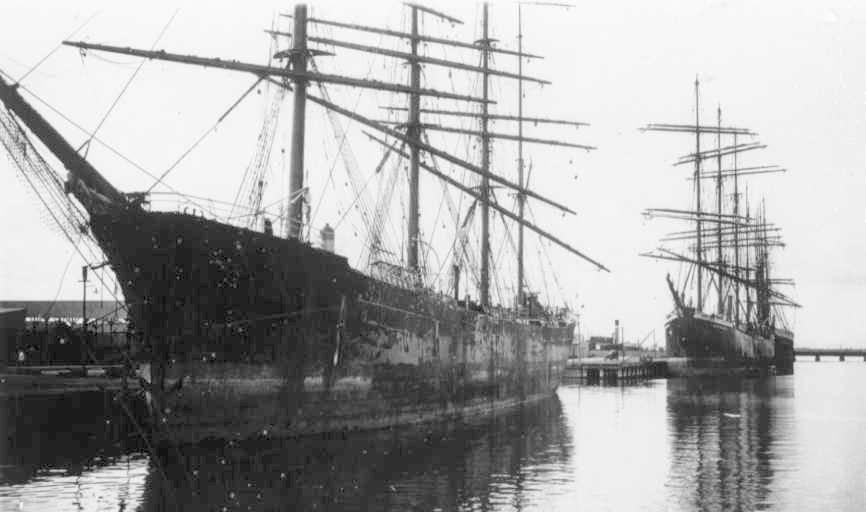 Berthed at Corporation Wharf in 1928.