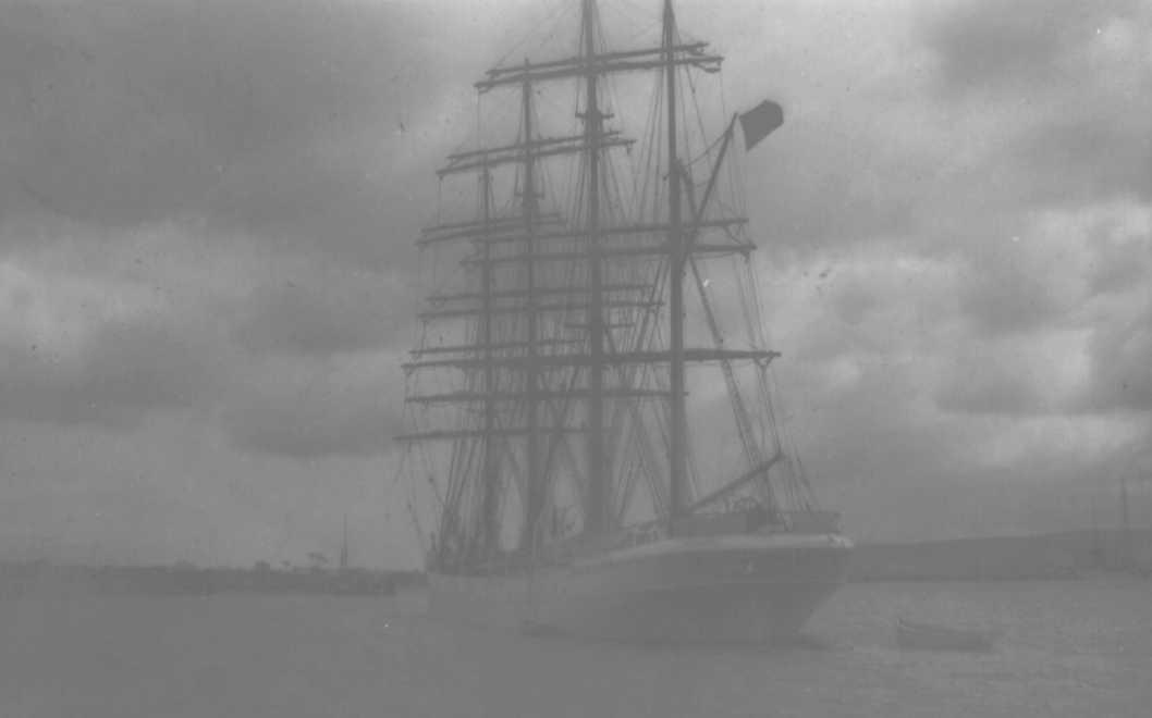 This image shows vessel at anchor at Port Lincoln, South Australia, waiting for a cargo of wheat for the great grain race back to the U.K.