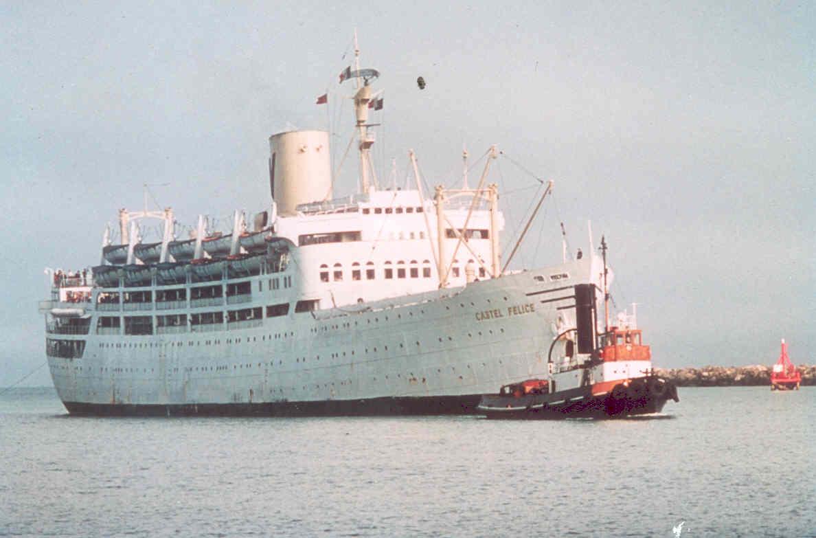 Entering the Outer Harbour, Port Adelaide, in tow by S.T.Yelta.