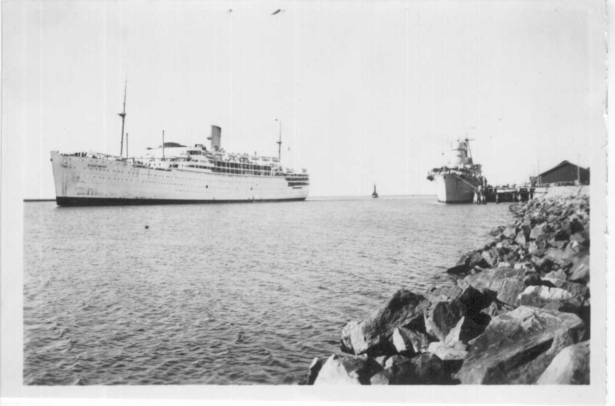 Built by Vickers-Armstrong Ltd, Barrow-In-Furness, England.  Launched on 4 April 1935 by the Duchess Of York and completed in September 1935, made her inaugural voyage on 27 September 1935 from London - Canary Islands.
Base Port - London
Gross Tonnage: 