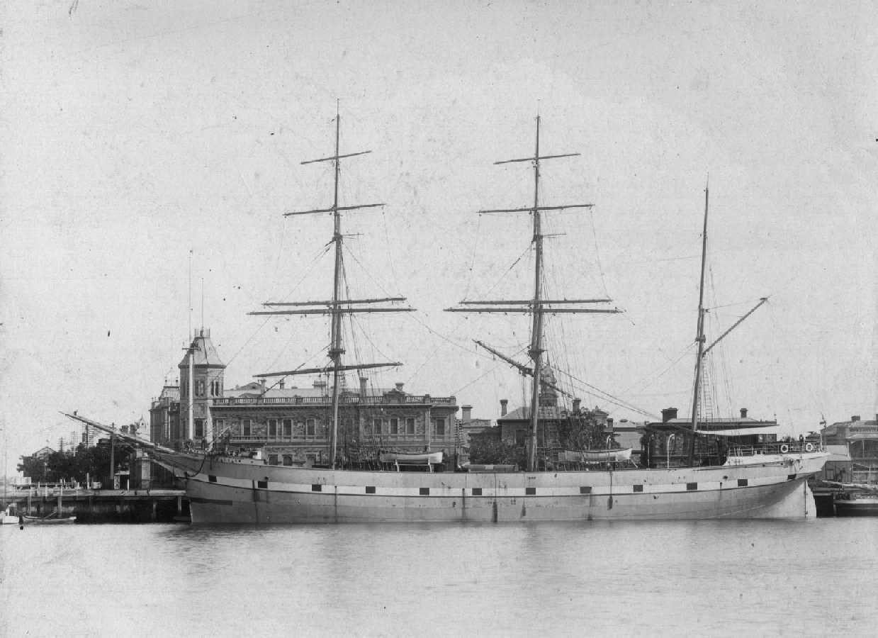 Barque "Halvar", built in 1891 by Murdoch and Murray at Glasgow.
Tonnage:  910 gross
Dimensions:  length 199', breadth 33', draught 18'
Owner:  J Pettersson
Port Of Registry:  Helsngborg
Flag:  Swedish

This image shows vessel at Queen's Wharf, Por