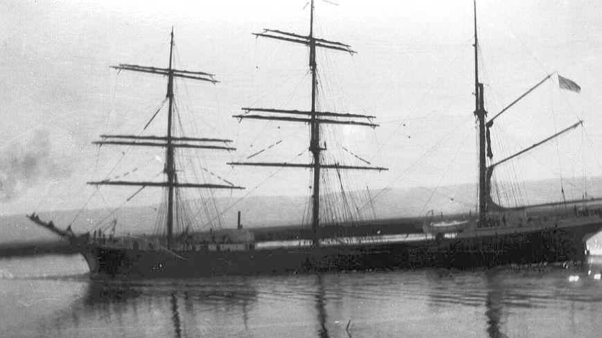 3 masted steel Barque, "Winterhude", ex "Mabel Rickmers", built in 1898 by Rickmers - Bremerhaven.  This vessel was biought from the French Government for 1950 pounds for service in the fleet of Gustaf Erikson from 1925 to 1944, at which time she was sold