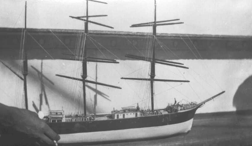 Steel 3 masted Barque, built in 1900 by Ailsa S/B Co.  Vessel was bought from J Hardie & Co, Glasgow for 2,650 pounds for service in the fleet of Gustagf Erikson from 1924 to 1940.  She was sunk by enemy action in August 1940.
Tonnage:  3050 deadweight, 