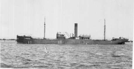 1927-28 General cargo vessel under way
