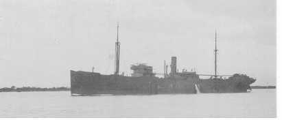 1915-16 General cargo vessel under way