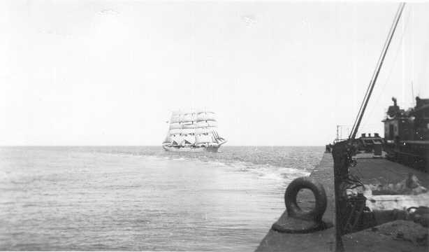Barque with everything set off Wallaroo