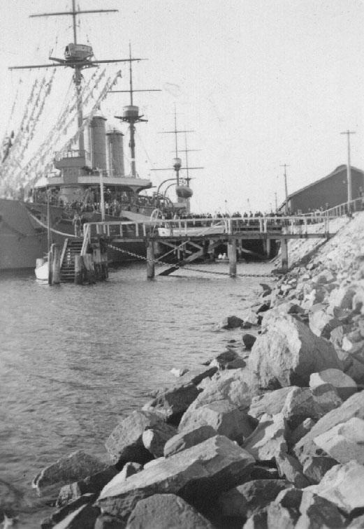 At Outer Harbour, 1/5/1932.