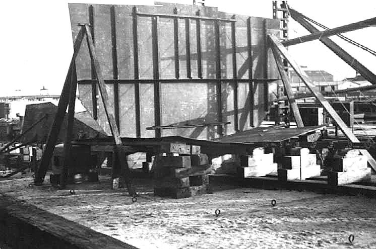 Bulkhead positioned on lower shell, 12/8/1958.
