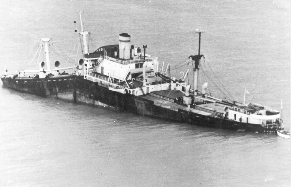 1966-67 general cargo vessel with broken back