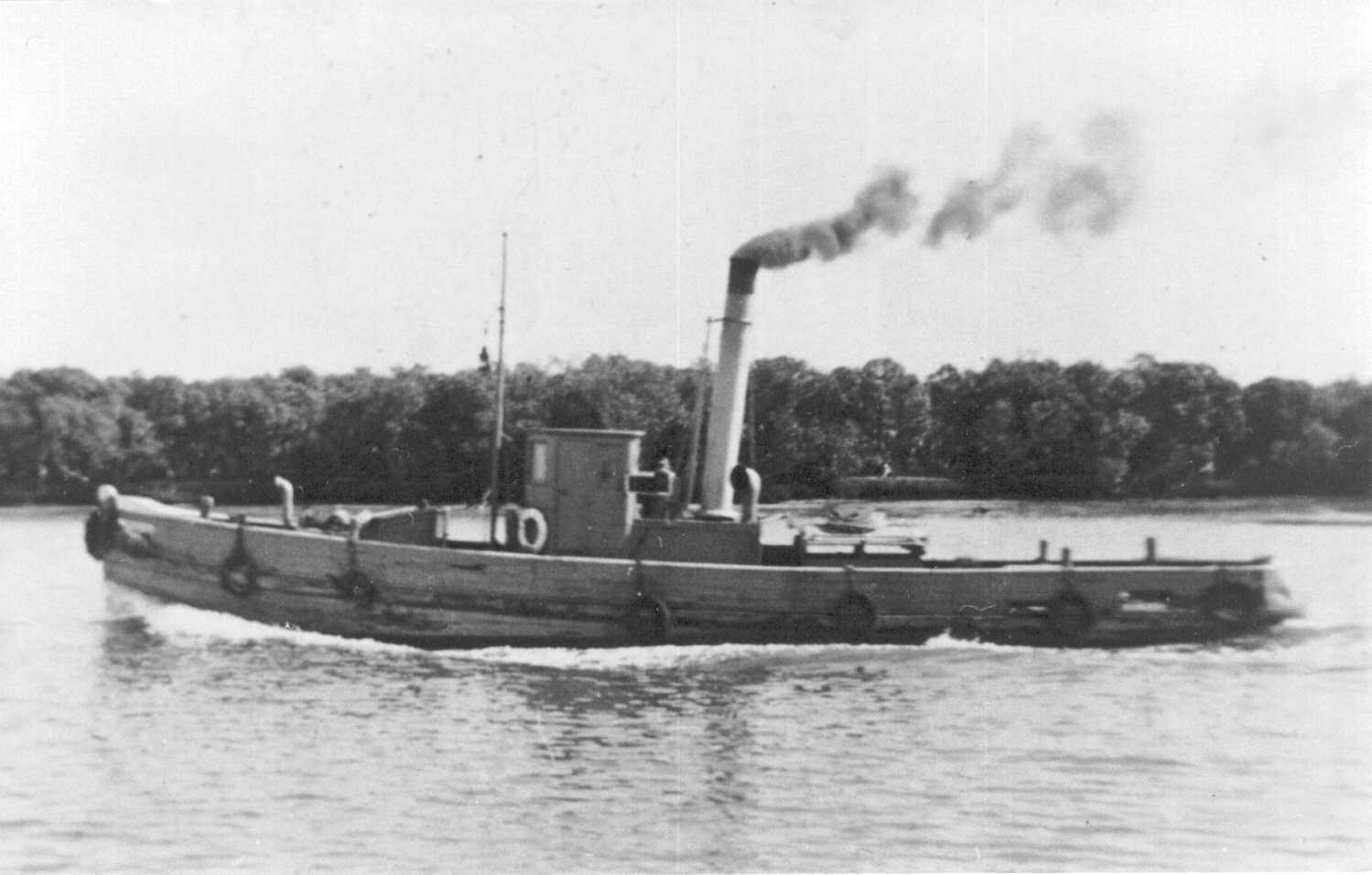 1885 Tug