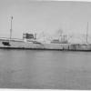 1919-20 General cargo vessel entering port